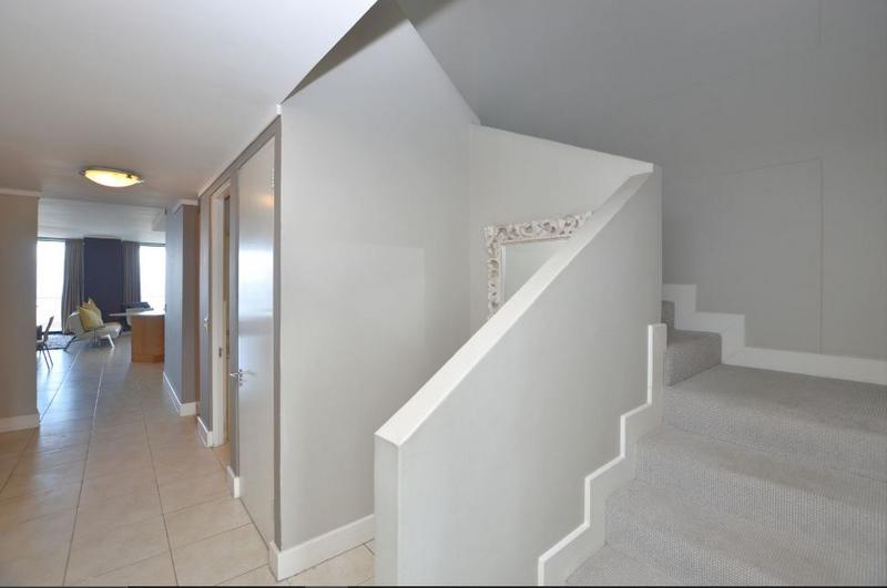 2 Bedroom Property for Sale in Bloubergstrand Western Cape